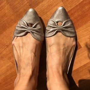 Sigerson Morrison champagne flats - size 8